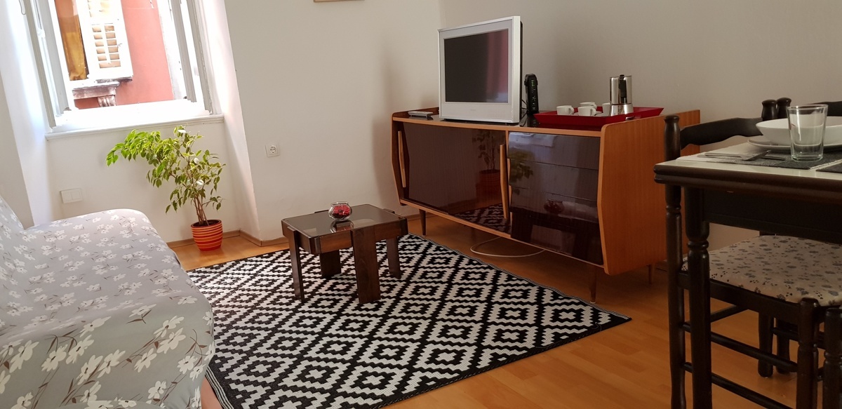 Soba v 3 sobnem stanovanju