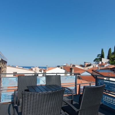Stanovanje z eno spalnico in teraso - Piran