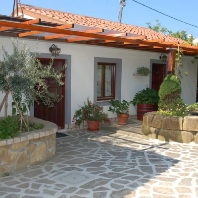 Stanovanje-Beli Križ