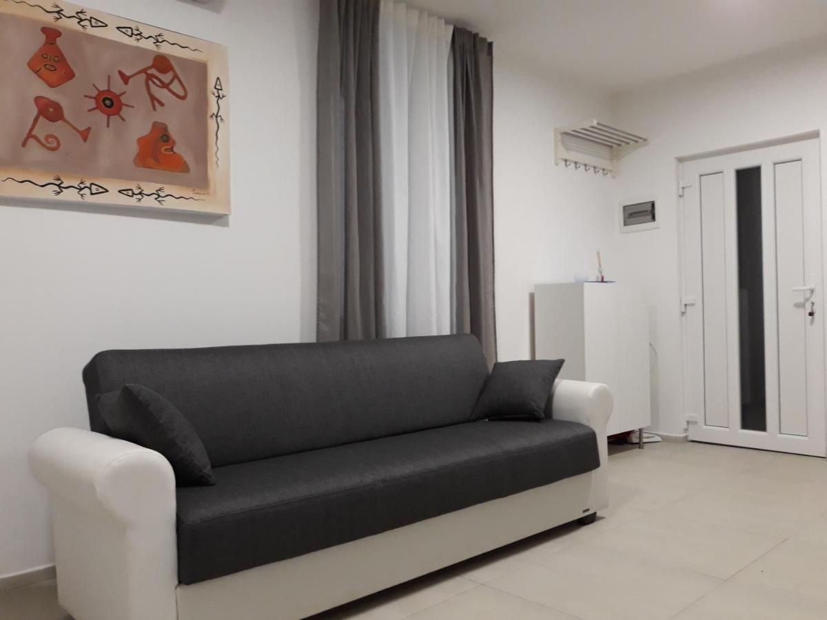 Dve sobi v centru kopra