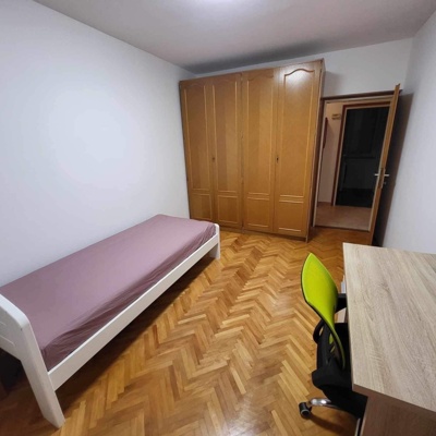 ODDAJA SE ENOPOSTELJNA SOBA – MARKOVEC (Semedela), KOPER