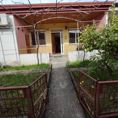 Oljčna pot 33A, Koper