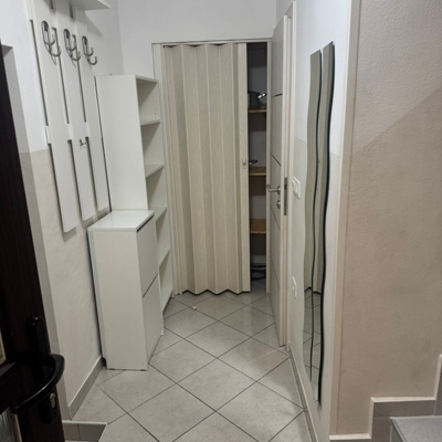 Štirisobna vrstna hiša