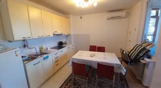 Stanovanje 45 m2 Vojkovo nabrežje