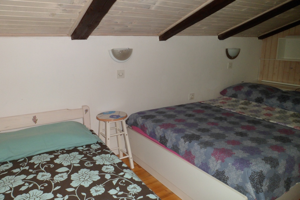 Oddam dvoposteljno garsonjero