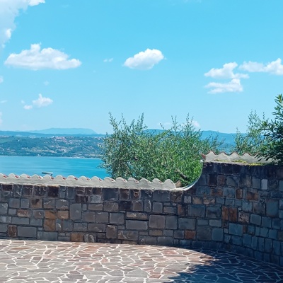 Novo študentsko stanovanje za 4 študentke s pogledom na morje – Žusterna, Koper