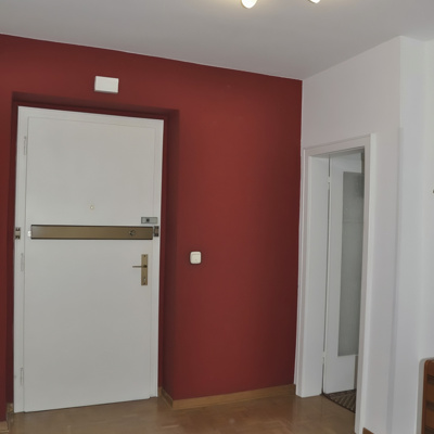 Oddamo trisobno stanovanje v Semedeli (Koper)