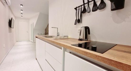 garsonjera studio piran